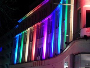 Recklinghausen leuchtete - Säuilen in Regenbogenfarben