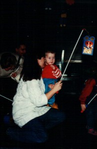 Unser Kleiner bei Nikolausumzug - Der Nikolaus kommt