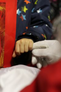 Zaghafter Händedruck