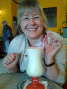 Birgit mit Milchshake, Schenke dir ein Lächeln