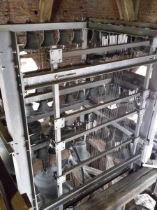 Glocken, In luftige Höhe